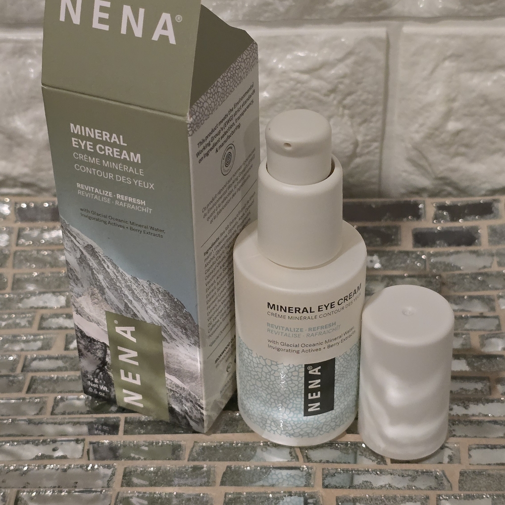 NENA Mineral Eye Cream